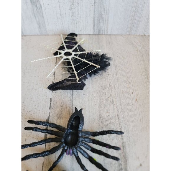 Halloween spider web bat prop home decor miniature scary set - Picture 8 of 8